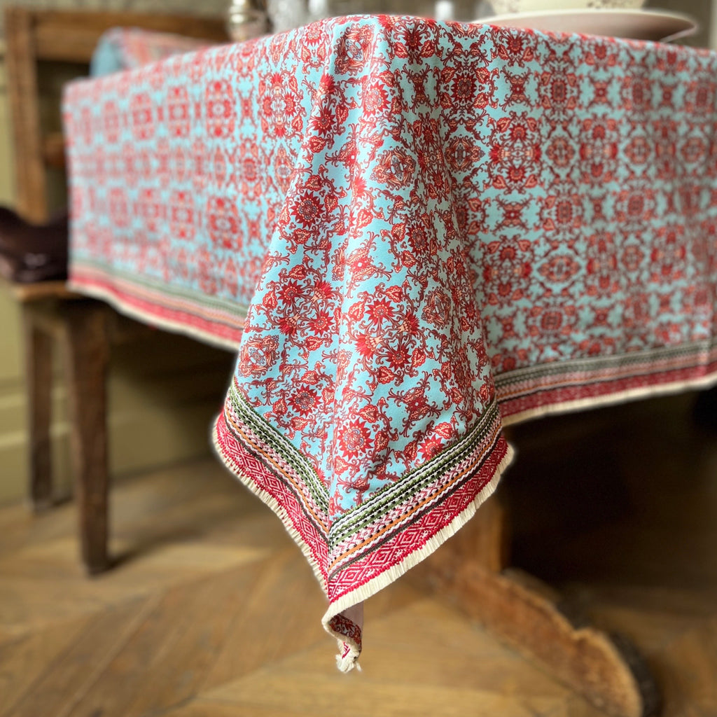 Tablecloth Embroidery - Baroque