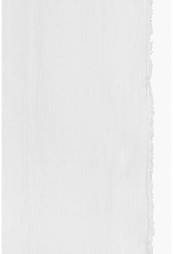Fray curtain white